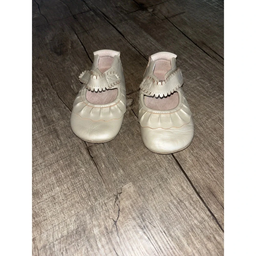 Livie & Luca Gold Leather Scalloped Mary Jane Shoes Baby Toddler Size 12-18 M